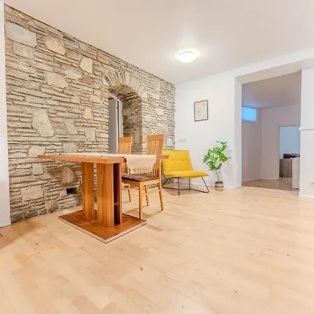 In Ruhiger Lage Apartamento *